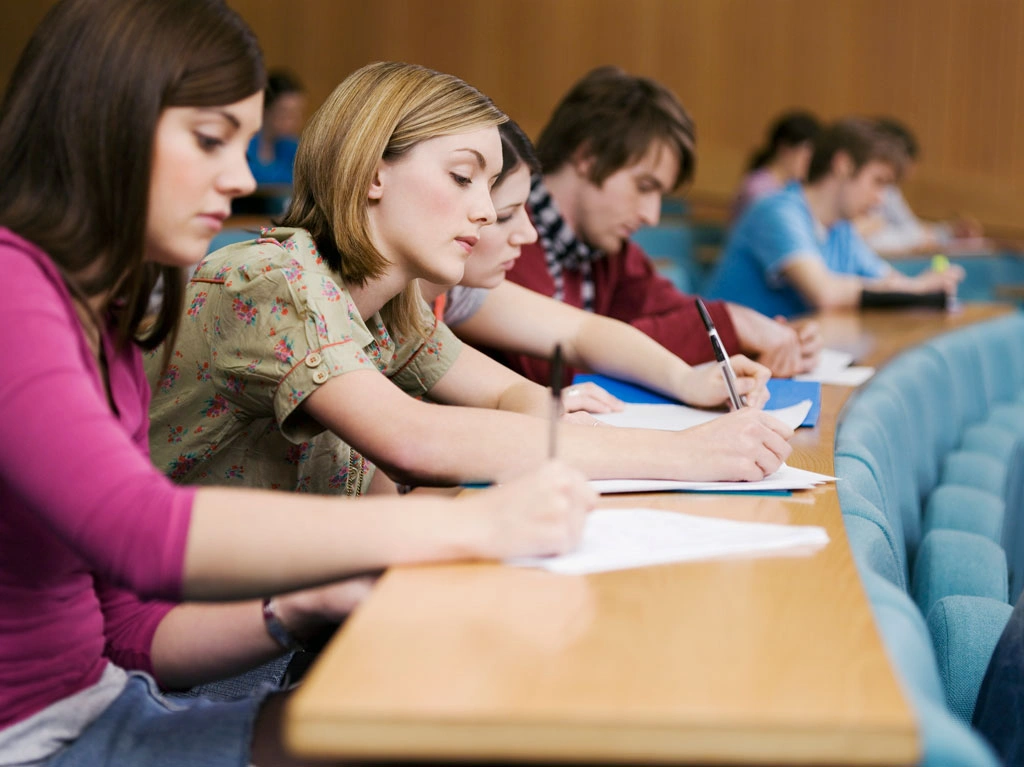 examene licenta disertatie master psihologie2